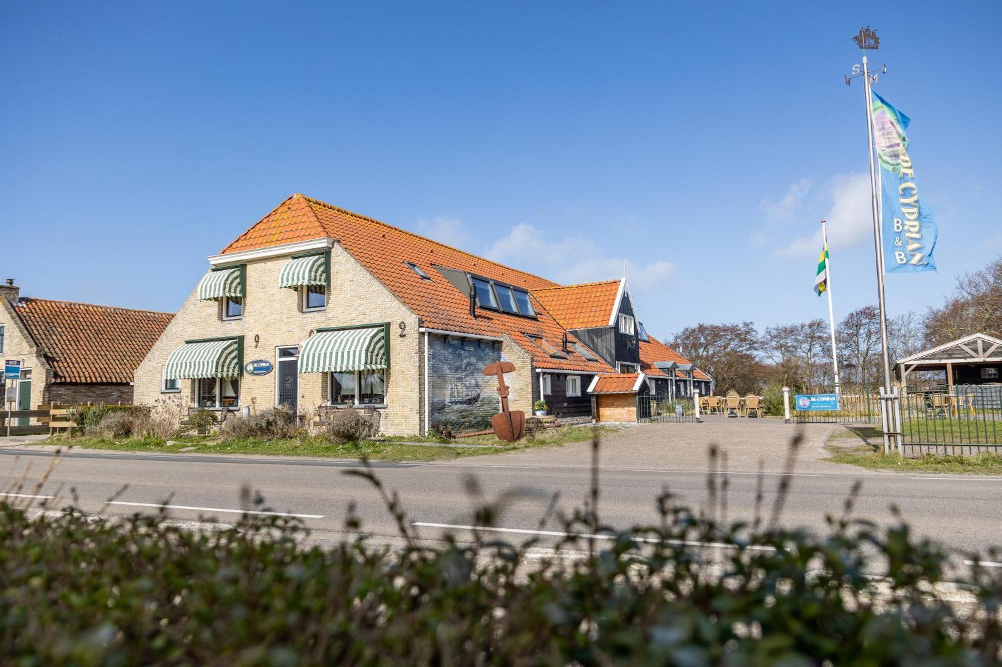 De Cyprian Bed & Breakfast Kaard Exterior photo